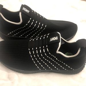 PONY Slip On Sneakers/Women Size 9.5